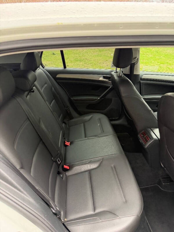 2015 Volkswagen Golf TSI S