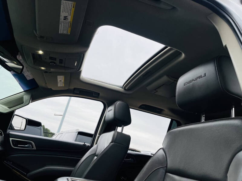 2017 GMC Yukon Denali