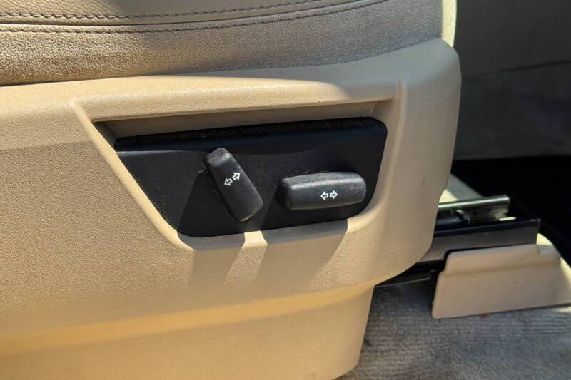 2013 Land Rover LR2 HSE