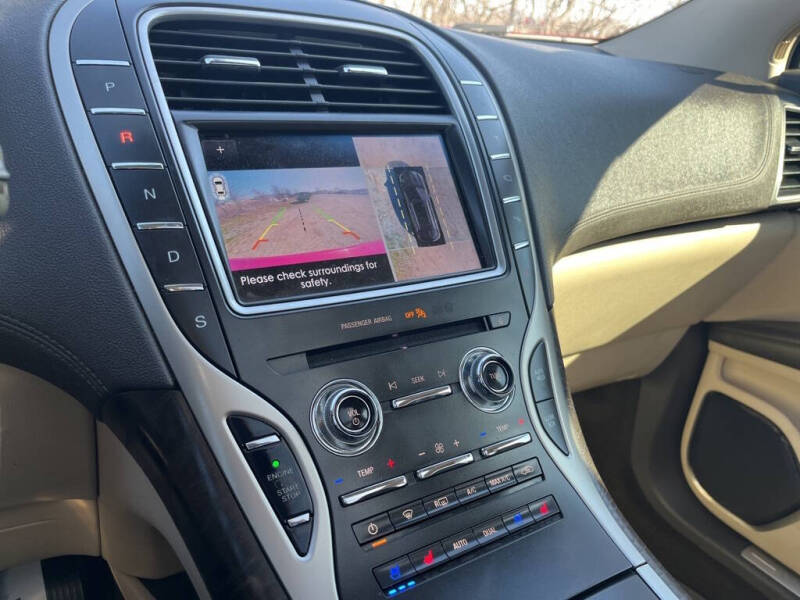 2020 Lincoln Nautilus Reserve