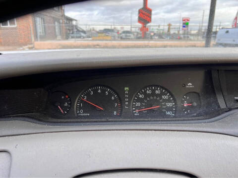 2003 Toyota Avalon XLS