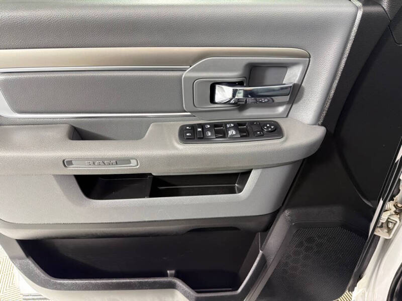 2019 RAM 1500 Classic SLT