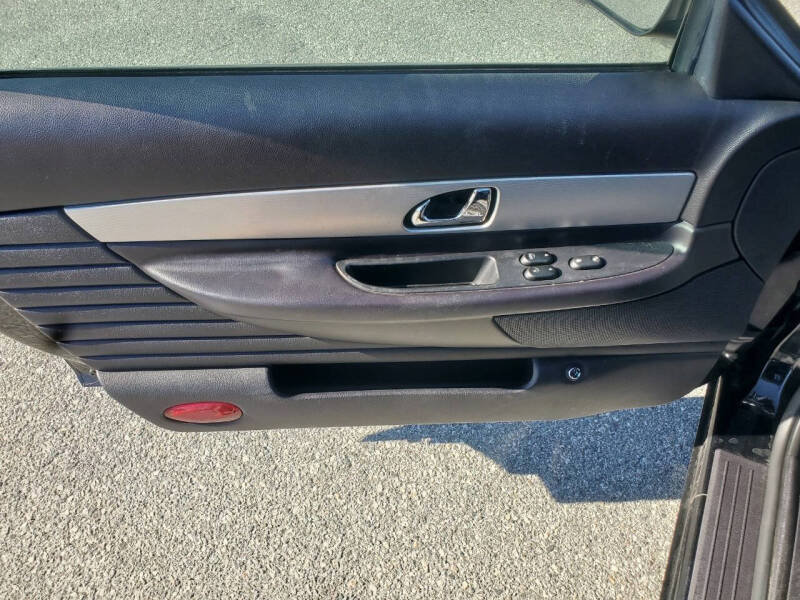 2005 Ford Thunderbird Deluxe