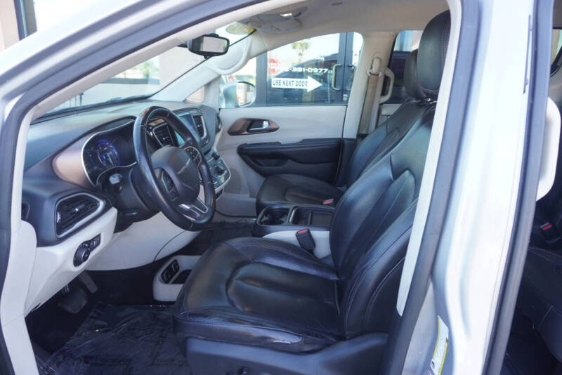 2017 Chrysler Pacifica