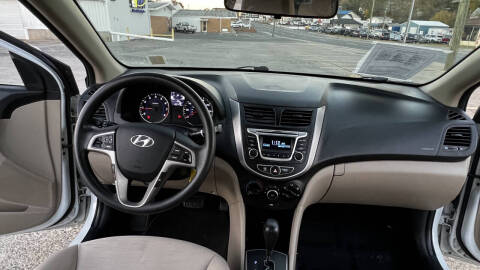 2017 Hyundai Accent Value Edition