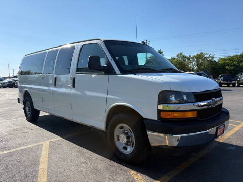 2017 Chevrolet Express LT 3500