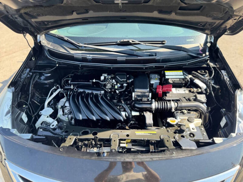 2015 Nissan Versa 1.6 S