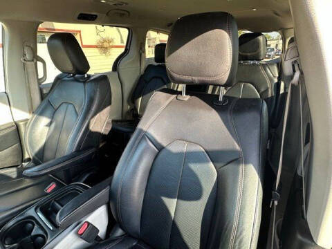 2019 Chrysler Pacifica Touring L