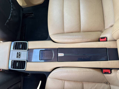 2013 Porsche Panamera 4