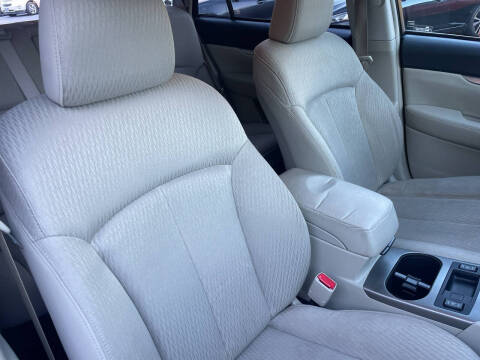 2011 Subaru Outback 2.5i Premium