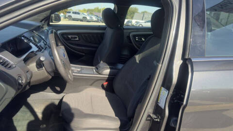 2017 Ford Taurus SEL