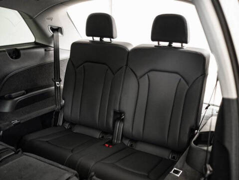 2022 Audi Q7 quattro Premium Plus 55 TFSI