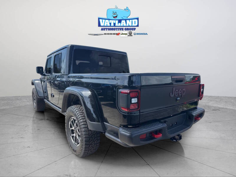 2026 Jeep Gladiator Shadow Ops