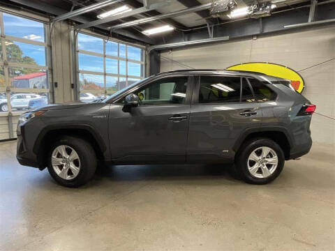 2021 Toyota RAV4 Hybrid XLE