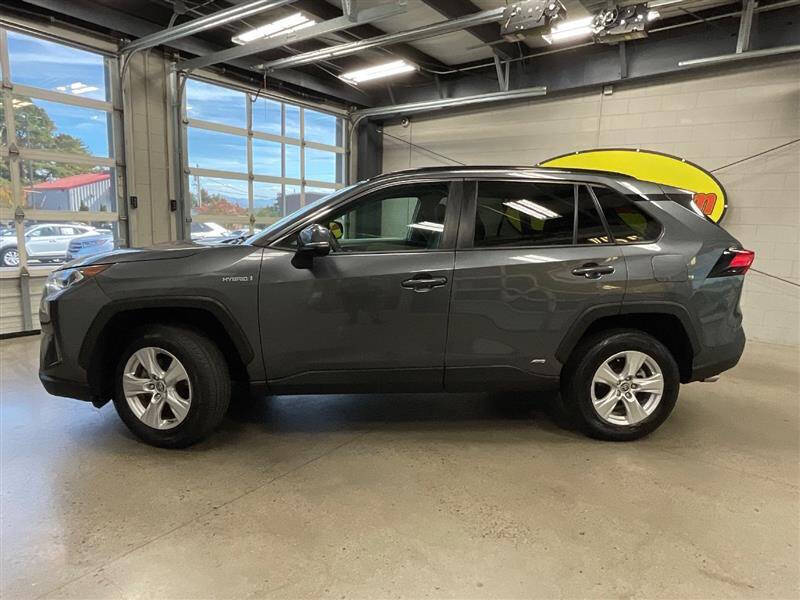 2021 Toyota RAV4 Hybrid XLE