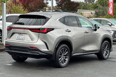 2025 Lexus NX 350h Premium