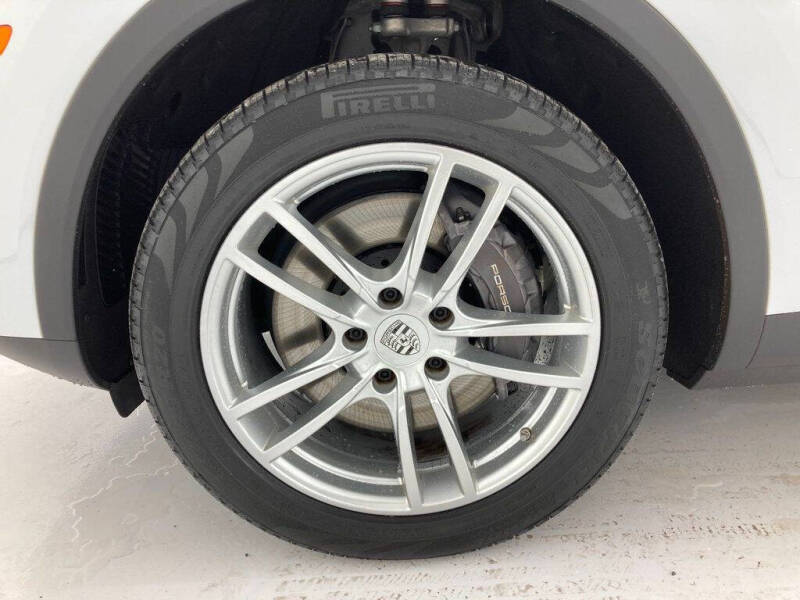 2023 Porsche Cayenne