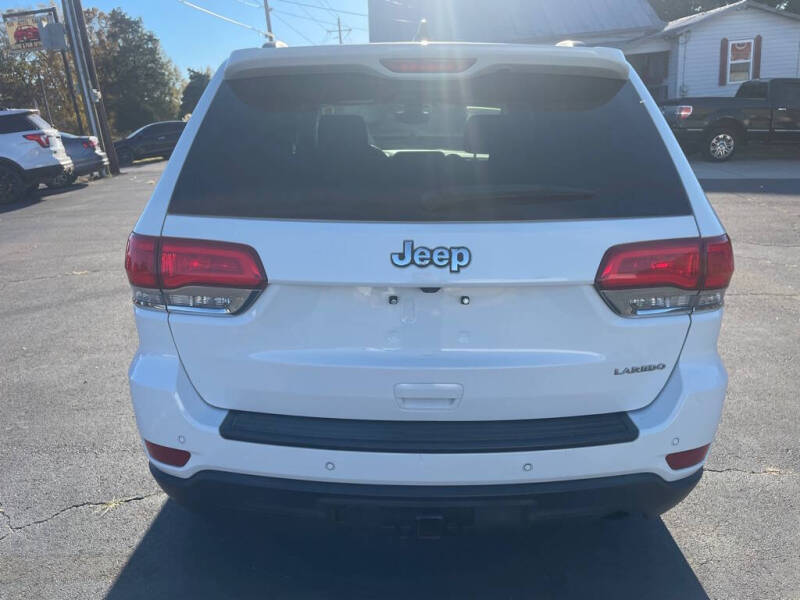 2017 Jeep Grand Cherokee Laredo