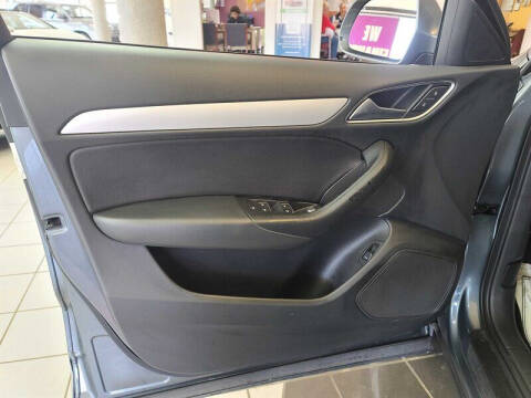 2017 Audi Q3 2.0T Premium