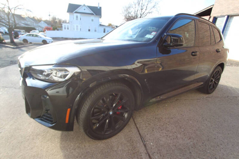 2022 BMW X3 40i photo 2