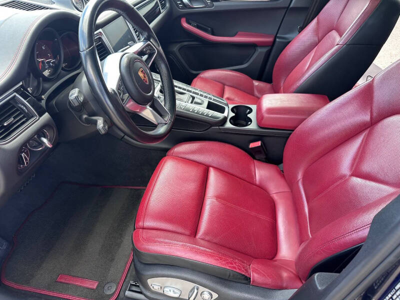2018 Porsche Macan