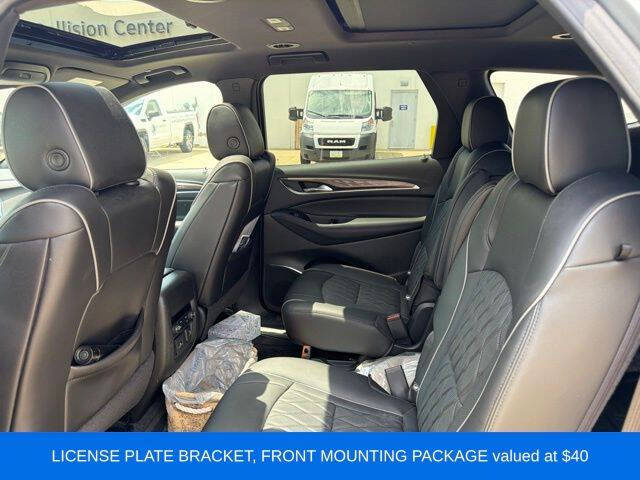 2024 Buick Enclave Avenir