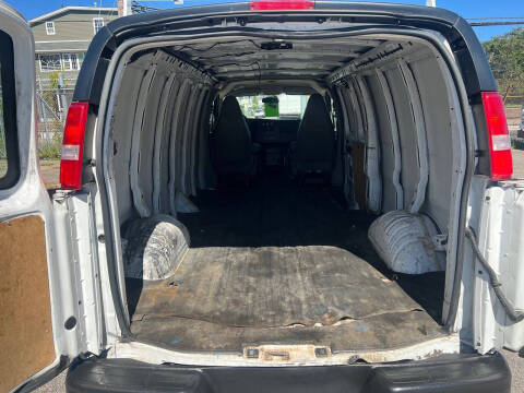 2018 Chevrolet Express 2500