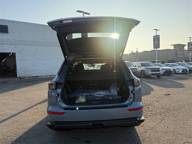 2026 Mitsubishi Outlander Trail Edition