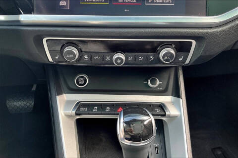 2023 Audi Q3 quattro Premium Plus 40 TFSI