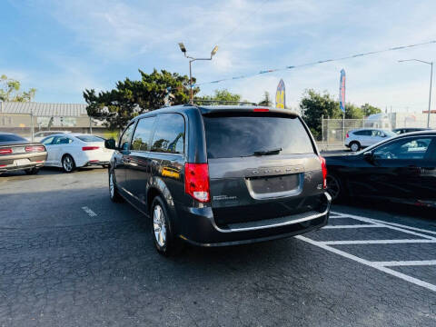 2019 Dodge Grand Caravan SXT