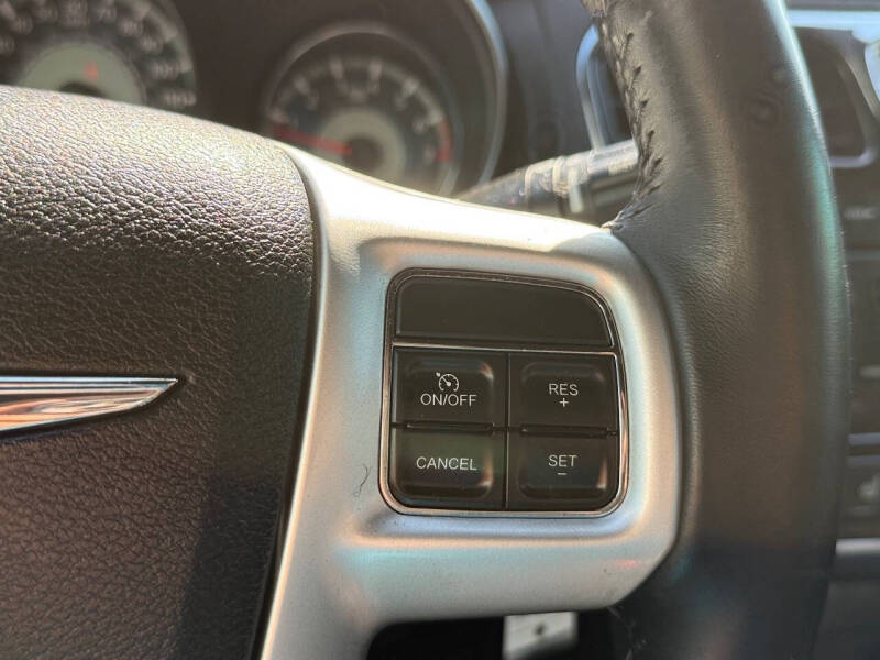 2014 Chrysler 200 Limited