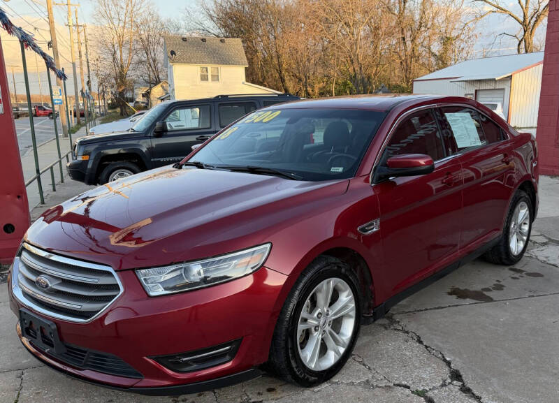 2018 Ford Taurus SEL