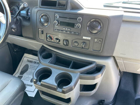 2014 Ford E-Series E-150