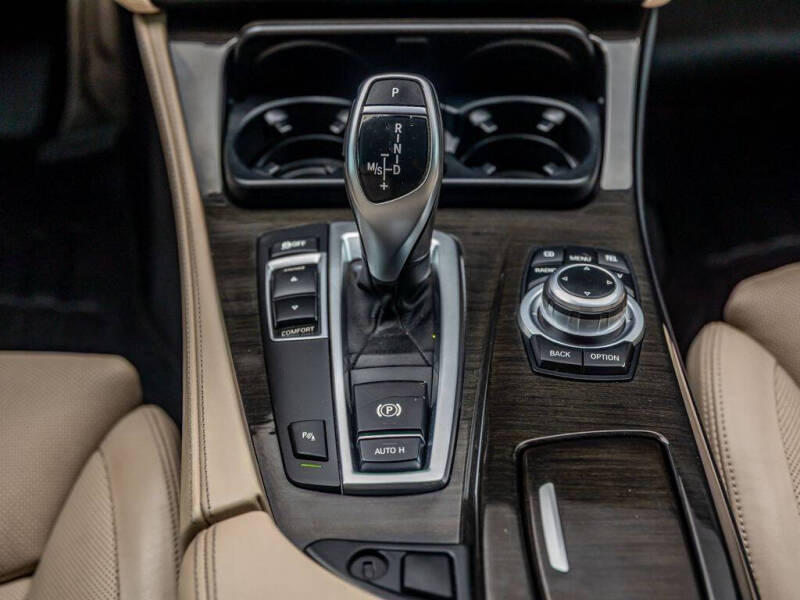 2011 BMW 5 Series 550i