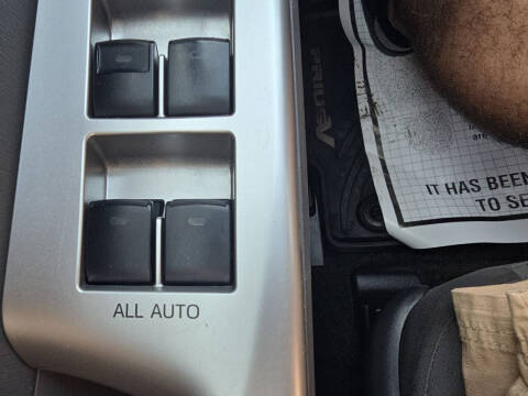 2013 Toyota Prius v Three