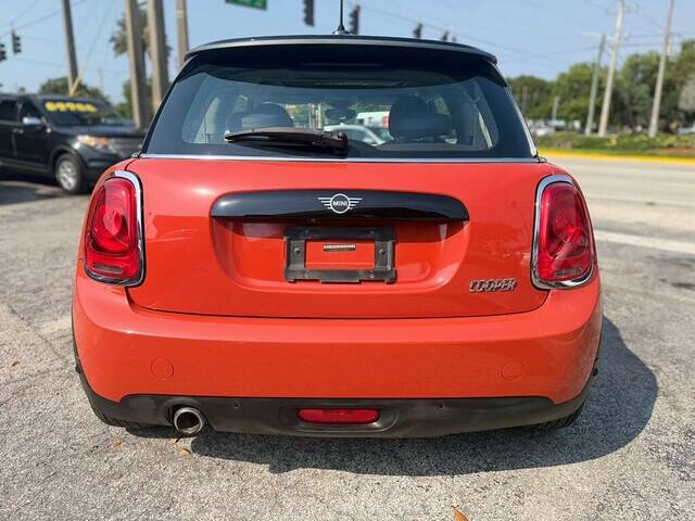 2019 MINI Hardtop 2 Door Cooper