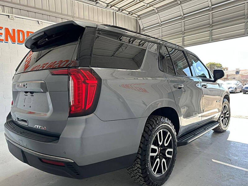 2022 GMC Yukon AT4