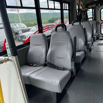 2015 Ford E-Series E-450 SD