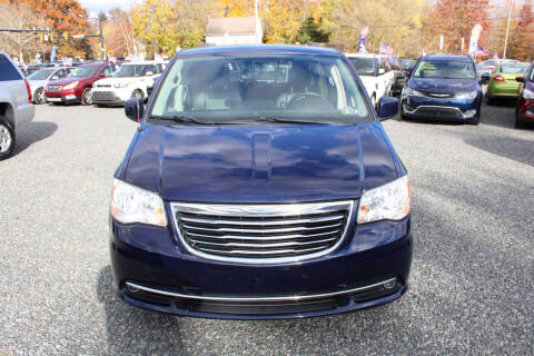 2016 Chrysler Town and Country Touring