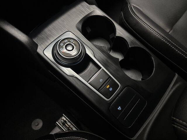 2022 Ford Escape Hybrid SEL