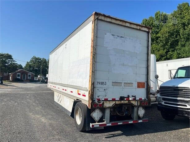 2005 Wabash 28' Dry Van