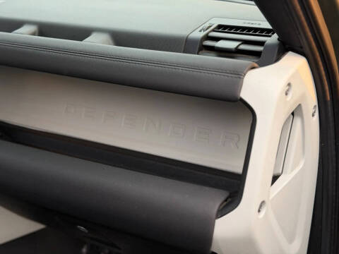 2021 Land Rover Defender 110 S