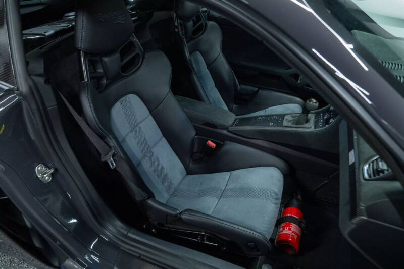 2023 Porsche 718 Cayman GT4 RS