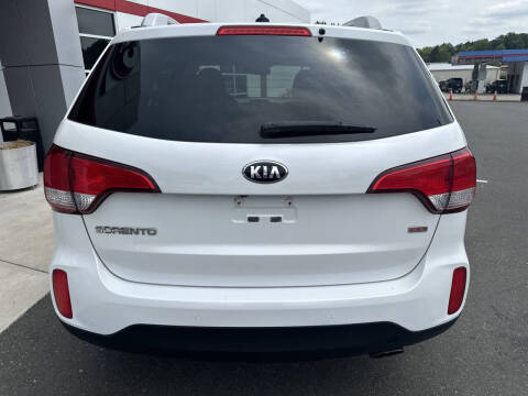 2015 Kia Sorento LX