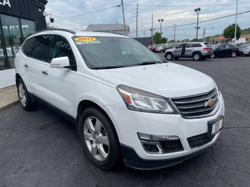 2017 Chevrolet Traverse LT