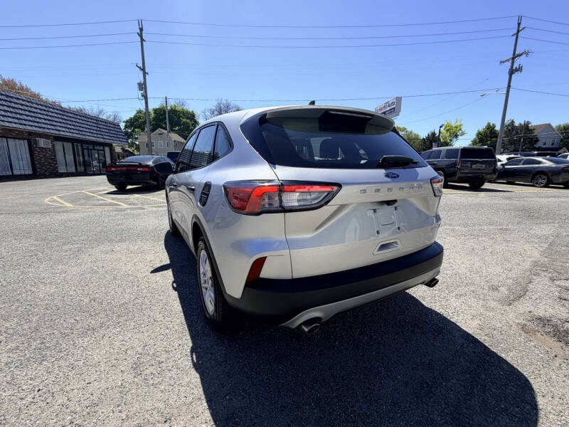2020 Ford Escape S
