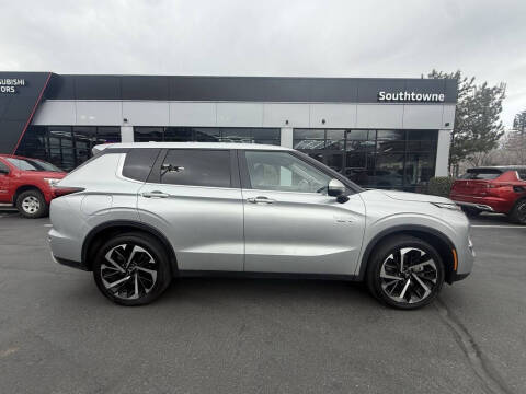 2024 Mitsubishi Outlander PHEV SE