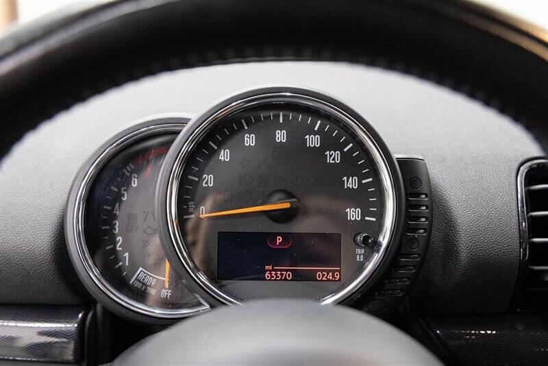 2017 MINI Clubman Cooper