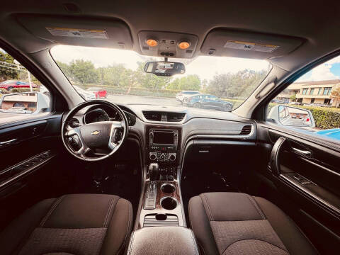 2017 Chevrolet Traverse LT