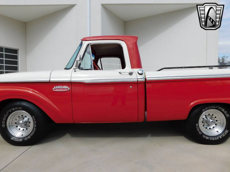 1965 Ford F-100